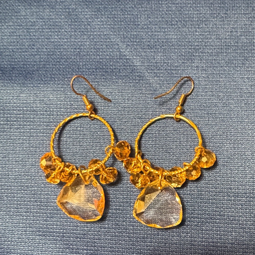 Elegant Gold Hoop Earrings